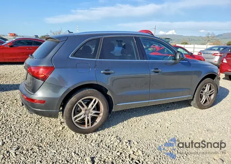 2017 Audi Q5 Premium z USA, uszkodzony, nr VIN WA1C2AFP6HA065341